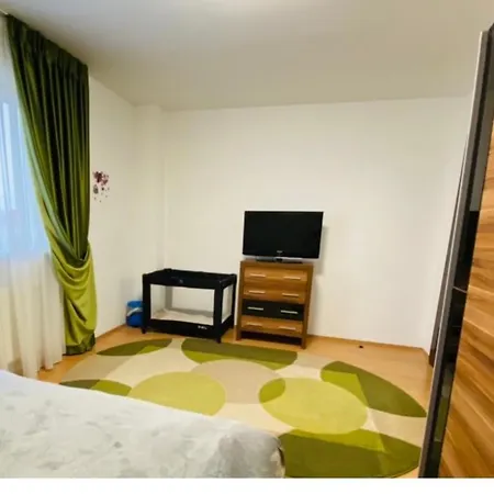 Alisia House *