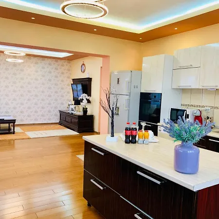 Apartment Alisia House *